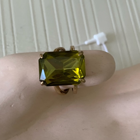 Ann Taylor Crystal statement ring size 7 - Picture 7 of 8